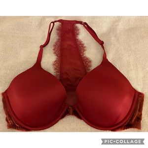 Victoria’s Secret Very Sexy Lightly lined Plunge Bra